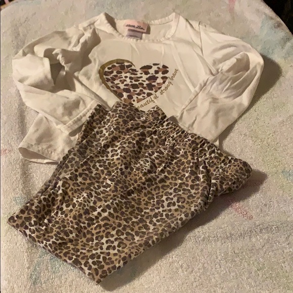 2-Pc. Animal Print Top/Leggings Set.